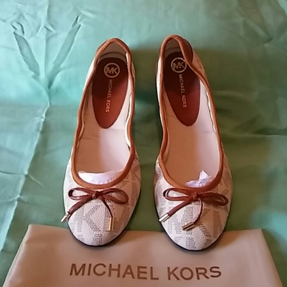 MICHAEL Michael Kors Shoes - Michael Kors Leather City Ballet Flats